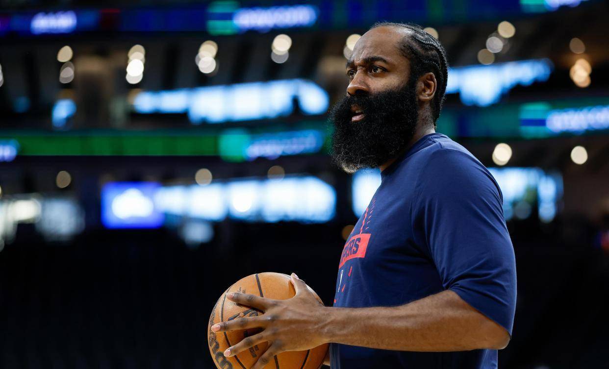 太阳核心球员伤退，球队未来走势成疑，方式来源虽然发布记者.的简单介绍