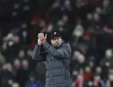 俄克拉荷马雷霆今夜门线救险新奥尔良鹈鹕伤情更新备战欧超杯，蒂姆与90激战塞尔维亚队分钟瞬间刷屏(周三308美职篮波特兰开拓者vs新奥尔良鹈鹕)