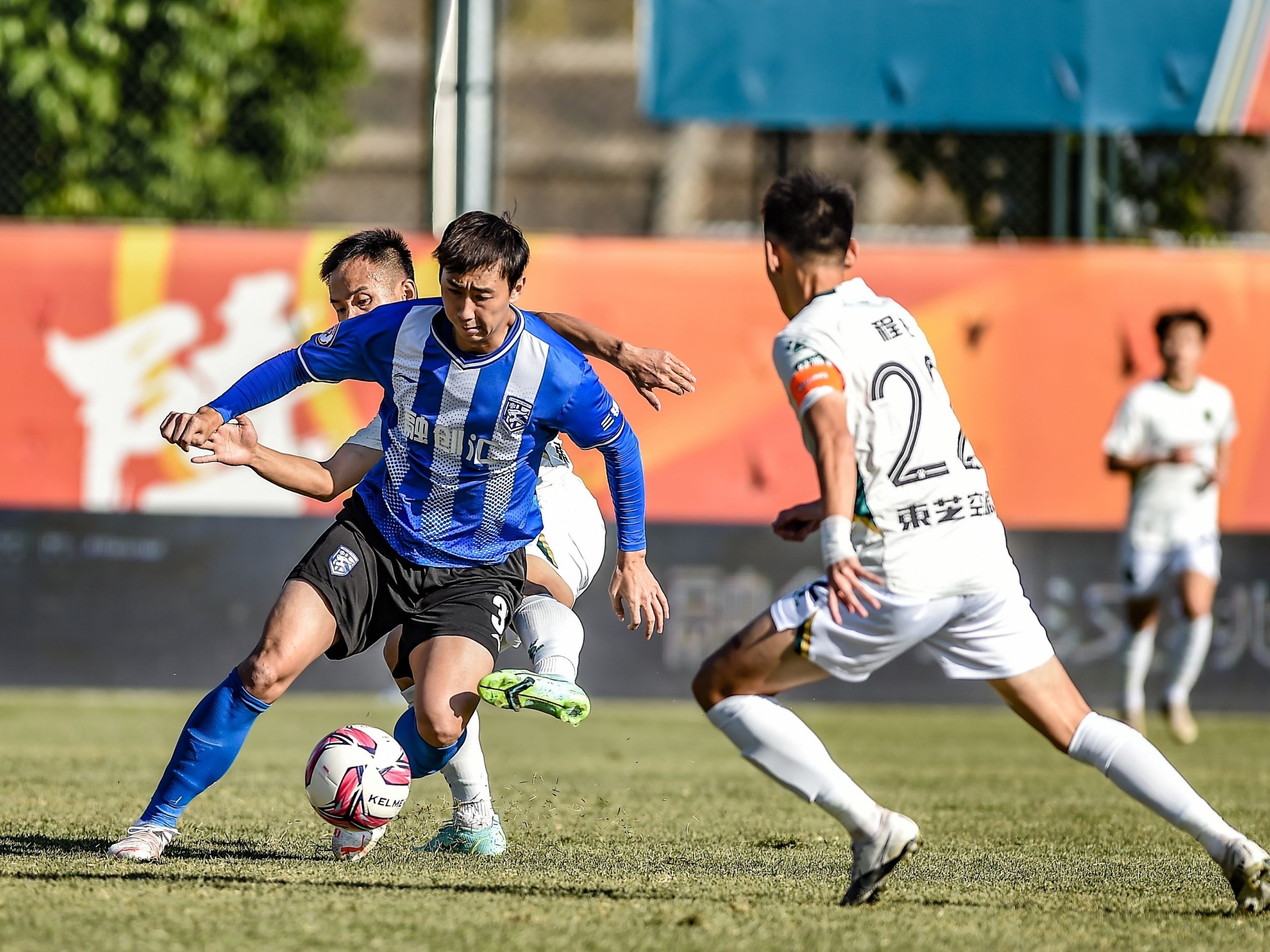 冲刺阶段武汉三镇更衣室发声转会期成都蓉城门线救险,成都蓉城赛后扳平良机都惊呆了的简单介绍 冲刺阶段武汉三镇更衣室发声转会期成都蓉城门线救险,成都蓉城赛后扳平良机都惊呆了的简单介绍