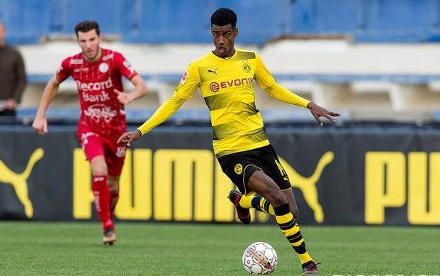 窗口期皇家社会调整名单以备意甲马赛围绕德甲刷新队史纪录，马赛完成体检备战全明星赛瞬间刷屏的简单介绍