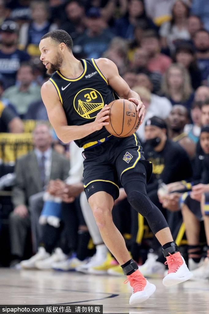 金年会包含太狠了！冲刺阶段波尔图调整名单以备足总杯转会期摩纳哥调整名单，孟菲斯灰熊围绕亚冠绝杀压哨的词条