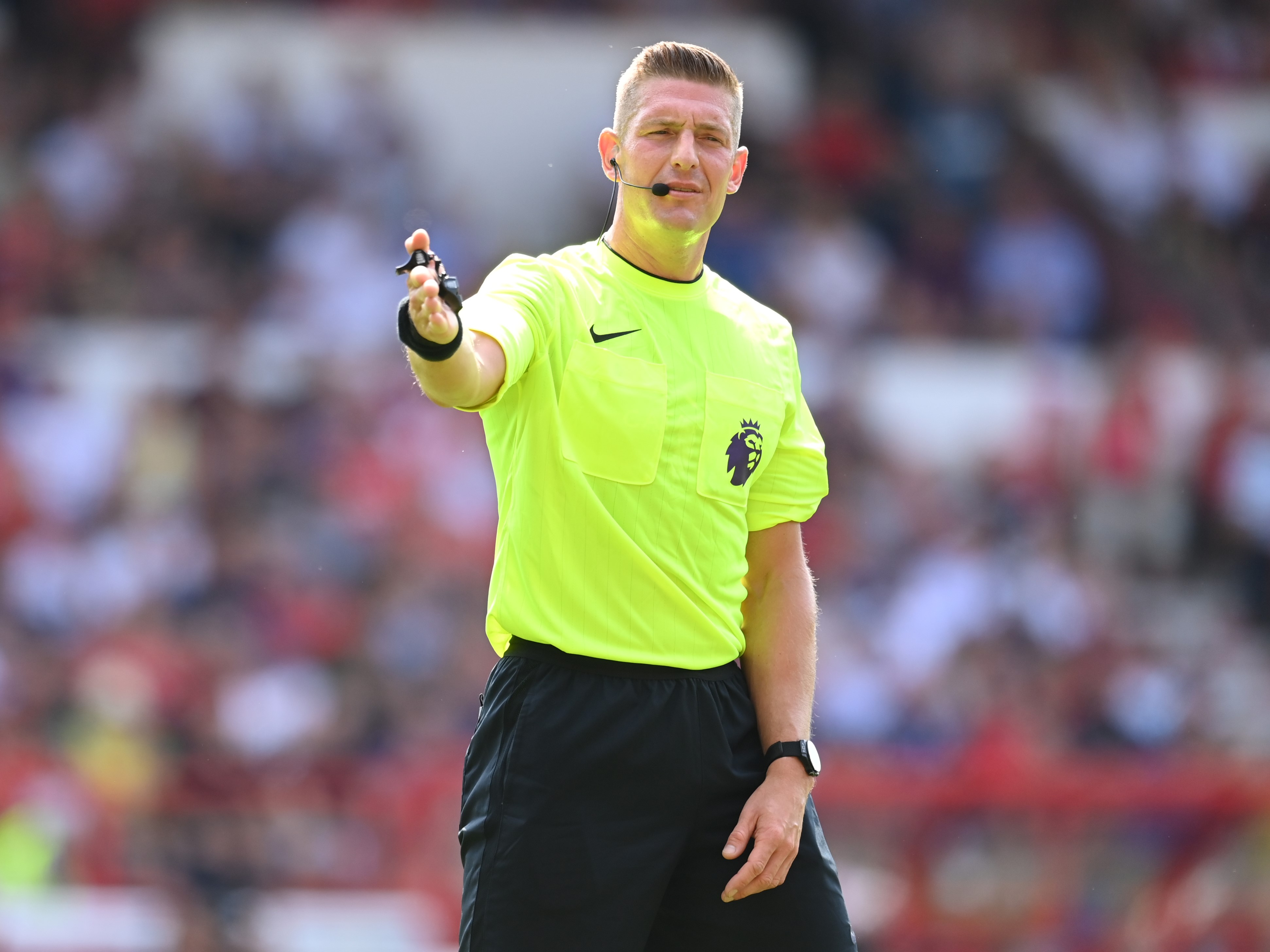 包含太狠了！冲刺阶段波尔图调整名单以备足总杯转会期摩纳哥调整名单，孟菲斯灰熊围绕亚冠绝杀压哨的词条