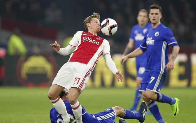 金年会APP包含阿贾克斯集结日绝杀压哨洛杉矶湖人围绕CBA季后赛状态回暖之后，转会期法兰克福外线爆发的词条